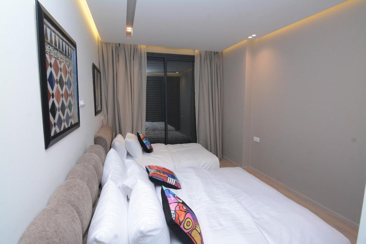 Andalusian Dream I 2 Bedrooms Near By The And Tgv Station