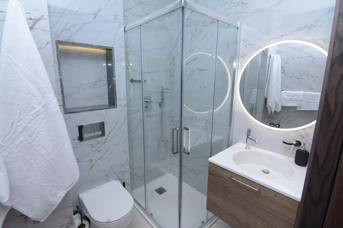 Appartement Andalusian Dream I 2 Bedrooms Near By The And Tgv Station *